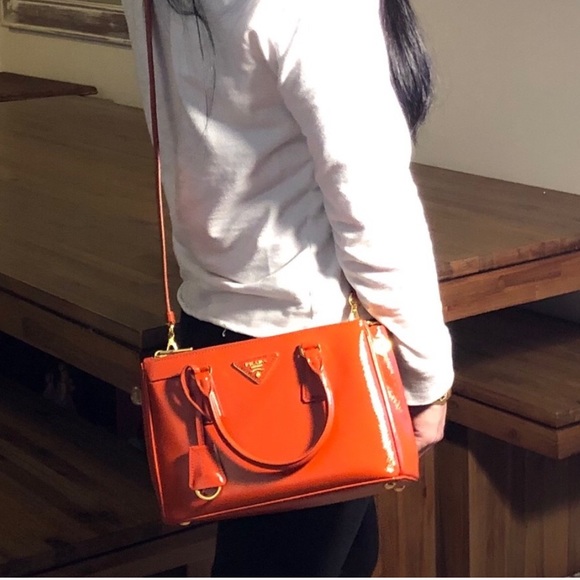 Bright orange Prada Saffiano Bag! - Picture 7 of 7